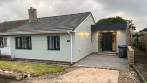 Welcome to The Lighthouse – a beautifully renovated, dog-friendly three-bedroom cottage in the heart of Beadnell. Private parking, modern styling, and just a short stroll to the beach.